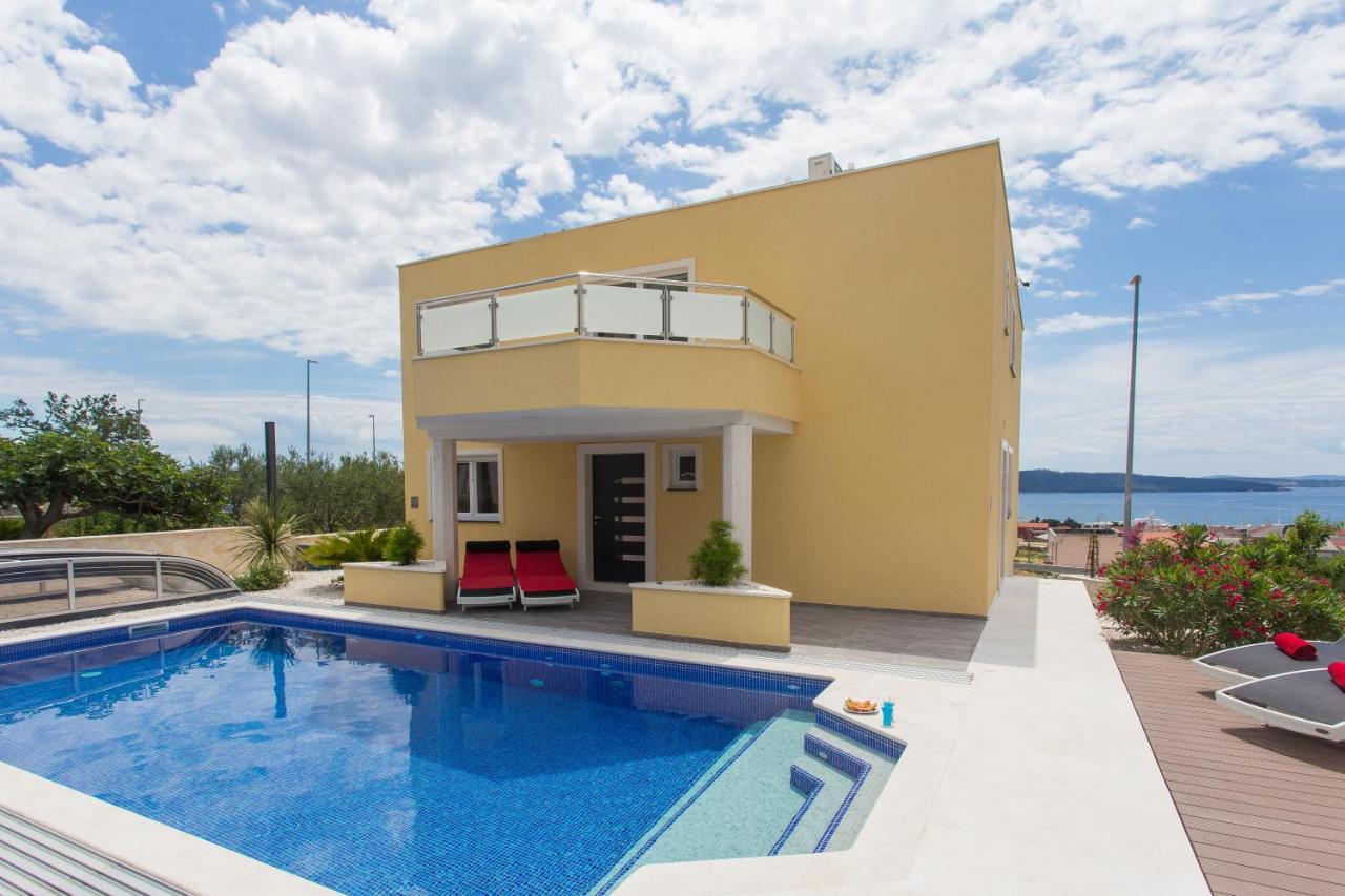 Villa-Split-Luxury-Heated Salt Water Pool-Up To 3 Family Kastela Luaran gambar