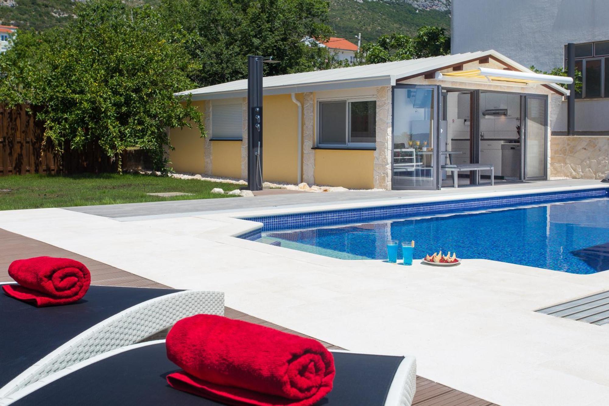 Villa-Split-Luxury-Heated Salt Water Pool-Up To 3 Family Kastela Luaran gambar