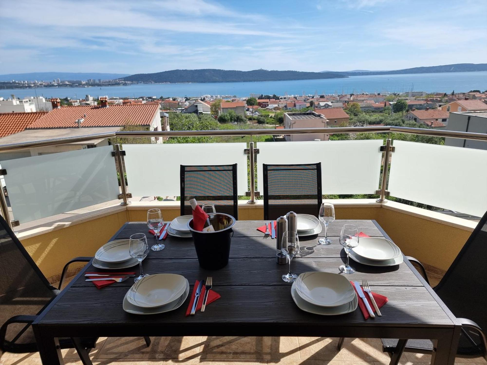 Villa-Split-Luxury-Heated Salt Water Pool-Up To 3 Family Kastela Luaran gambar